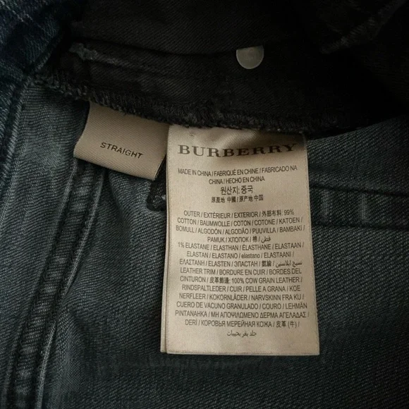 Burberry Straight Leg Button Fly Jean Size 32
